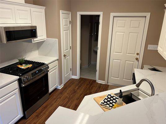 Interior, Kitchen, Wood Texture Flooring