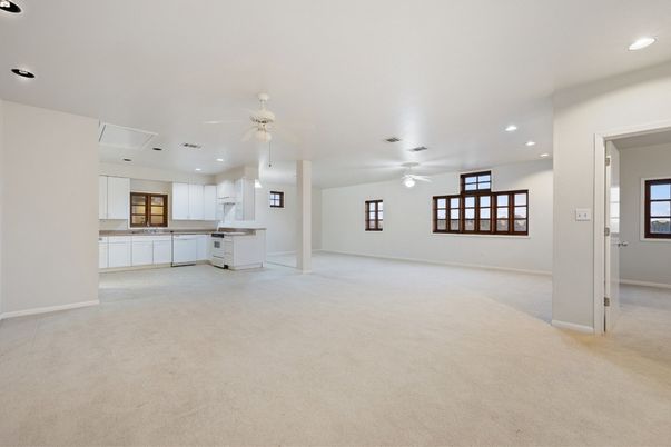 Empty room, Interior, Kitchen, Recessed Lighting