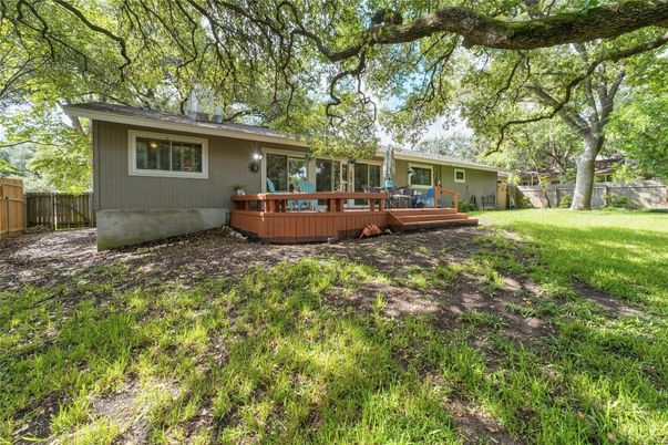 Backyard, Exterior, Hot Tub