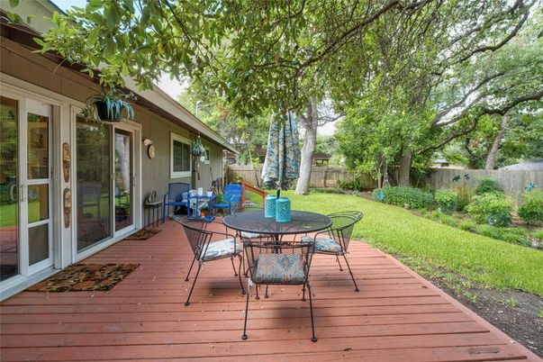 Backyard, Exterior
