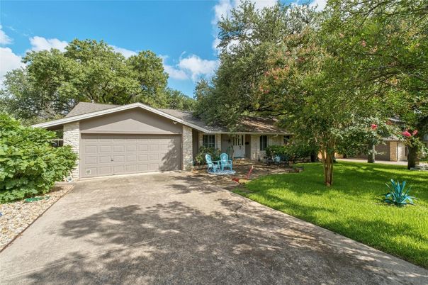 Attached, Backyard, Exterior, Facade, Ranch