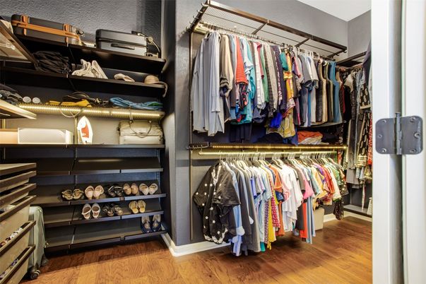 Interior, Walk-in Closets, Wood Texture Flooring