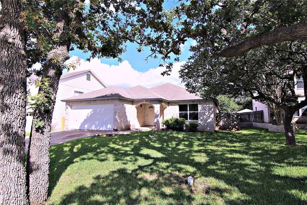 Attached, Backyard, Exterior, Facade, Brick Facade, Ranch
