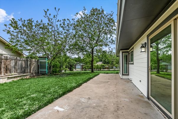 Backyard, Exterior