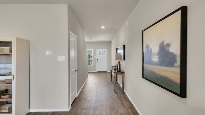 Interior, Recessed Lighting, Wood Texture Flooring