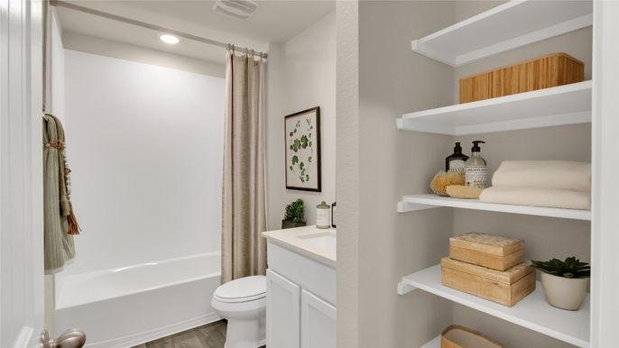 Bathroom, Interior, Recessed Lighting, Wood Texture Flooring