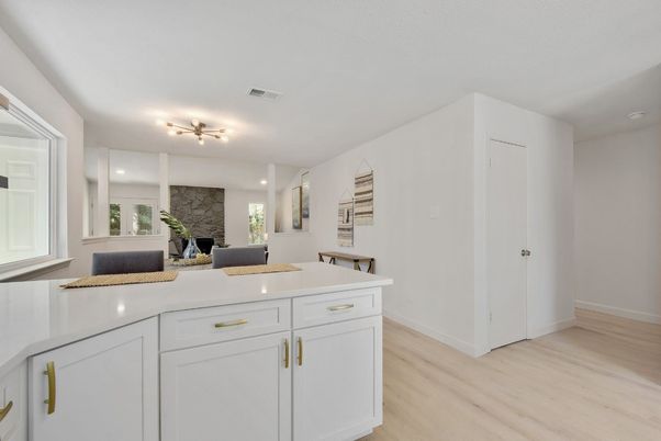 Interior, Recessed Lighting, Wood Texture Flooring