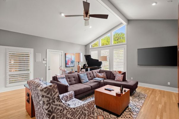 Interior, Living room, Piano, Recessed Lighting, Wood Texture Flooring