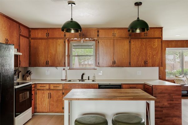 Interior, Kitchen, Pendant Lights, Recessed Lighting, Wood Texture Flooring