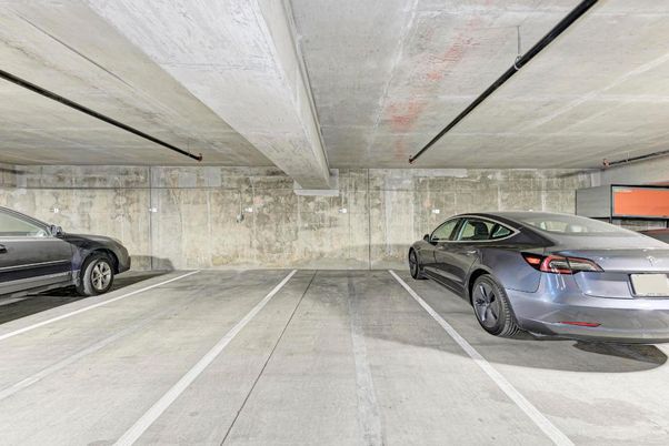 Garage, Interior, Stone Walls