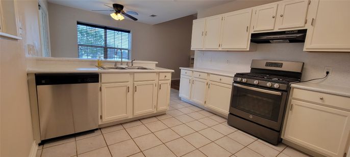 Interior, Kitchen, Stainless Steel Appliances