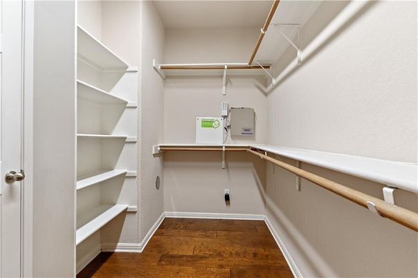 Interior, Walk-in Closets, Wood Texture Flooring