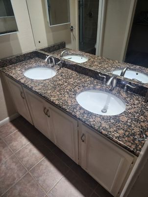 Bathroom, Dual Sink Vanities, Interior