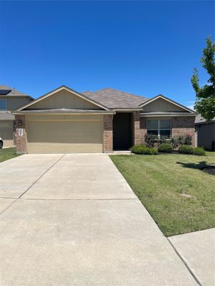 Attached, Exterior, Facade, Brick Facade, Ranch