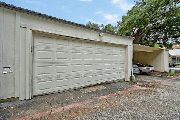 Detached Garage, Exterior