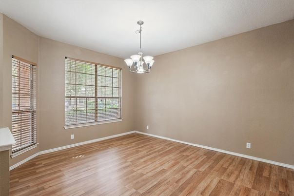 Chandelier, Empty room, Interior, Wood Texture Flooring