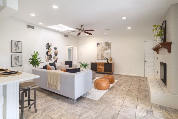 Fireplace, Interior, Living room, Recessed Lighting