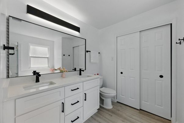 Bathroom, Dual Sink Vanities, Interior, Wood Texture Flooring