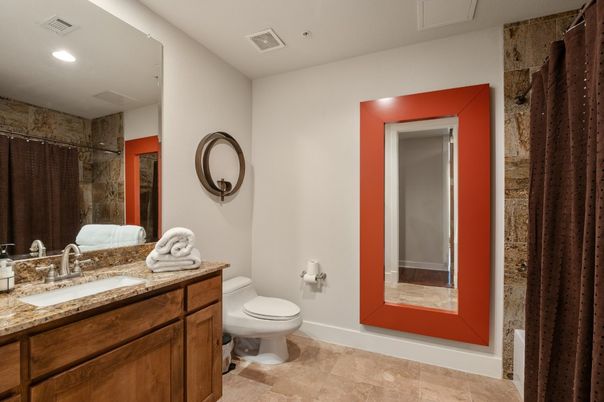 Bathroom, Interior, Recessed Lighting