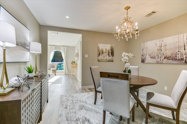 Chandelier, Dining room, Interior, Recessed Lighting, Wood Texture Flooring