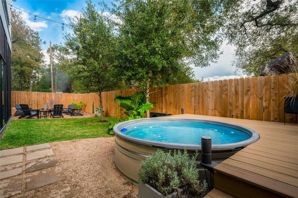 Backyard, Exterior, Pool