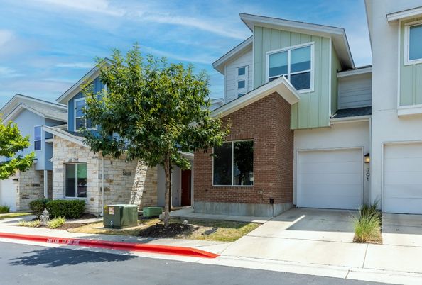 Attached, Exterior, Facade, Brick Facade, Rowhouse