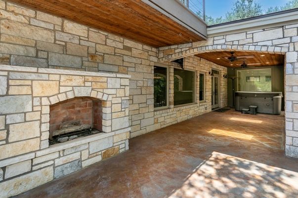 Exterior, Fireplace