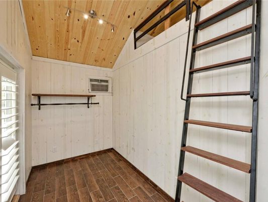 Empty room, Interior, Wooden Ceilings, Wood Texture Flooring, Wooden Walls
