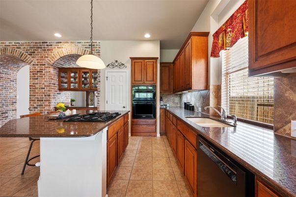 Interior, Kitchen, Pendant Lights, Recessed Lighting, Stone Walls
