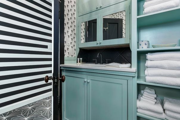 Bathroom, Interior