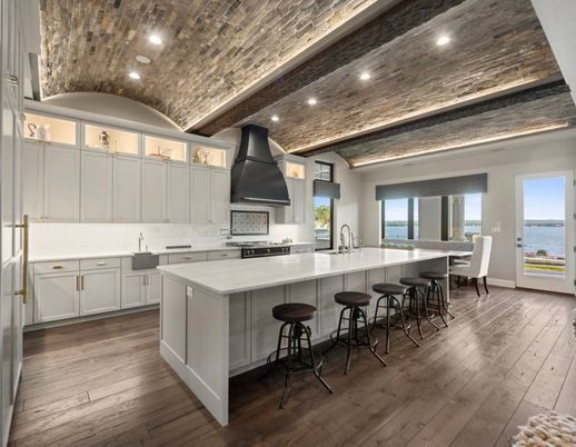 Interior, Kitchen, Recessed Lighting, Water, Wood Texture Flooring