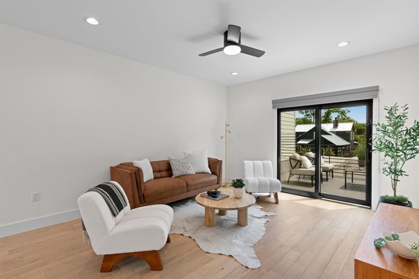 Interior, Living room, Recessed Lighting, Wood Texture Flooring