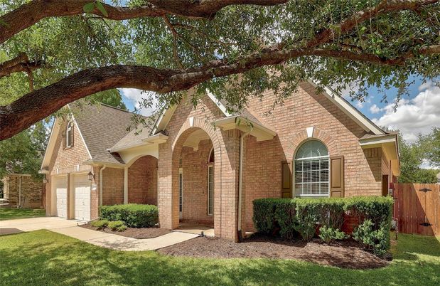 Attached, Exterior, Facade, Brick Facade, Brick Traditional