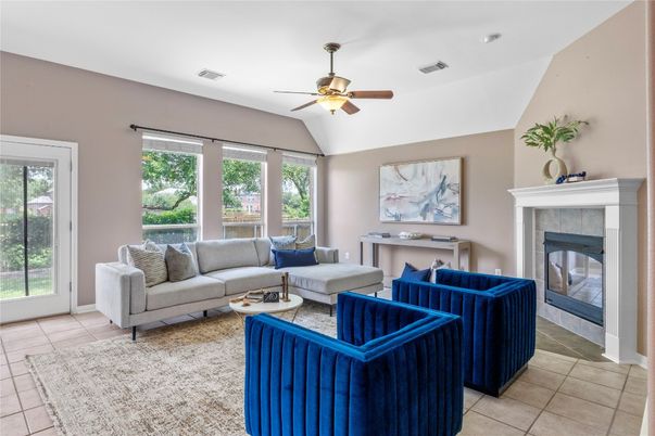 Fireplace, Interior, Living room