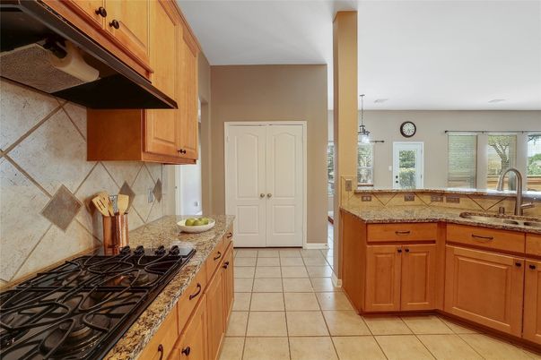 Interior, Kitchen, Pendant Lights
