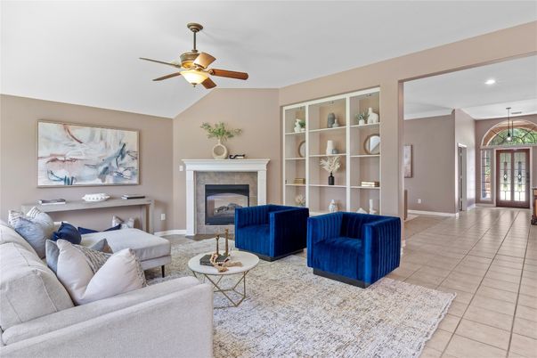 Fireplace, Interior, Living room, Recessed Lighting