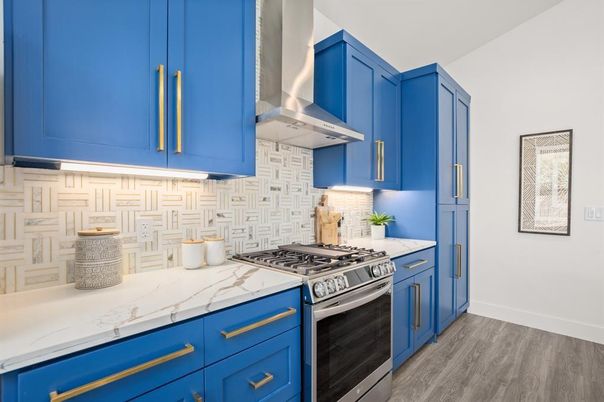 Interior, Kitchen, Stainless Steel Appliances, Wood Texture Flooring