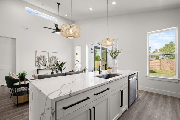 Dining room, Interior, Kitchen, Pendant Lights, Recessed Lighting, Wood Texture Flooring