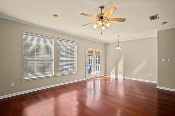 Empty room, Interior, Pendant Lights, Wood Texture Flooring