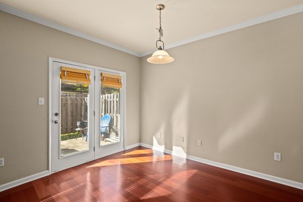 Empty room, Interior, Pendant Lights, Wood Texture Flooring