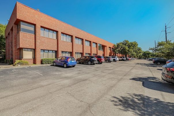 Exterior, Facade, Brick Facade, Condo Building
