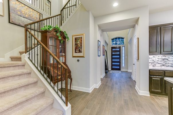 Interior, Recessed Lighting, Wood Texture Flooring