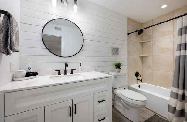 Bathroom, Interior, Recessed Lighting, Wood Texture Flooring