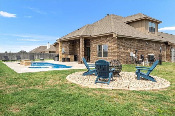 Backyard, Exterior, Pool