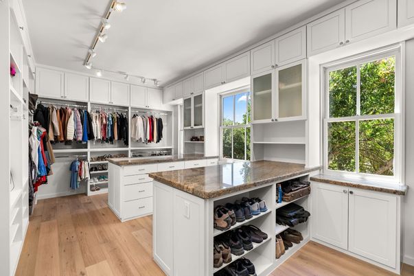 Interior, Walk-in Closets, Wood Texture Flooring