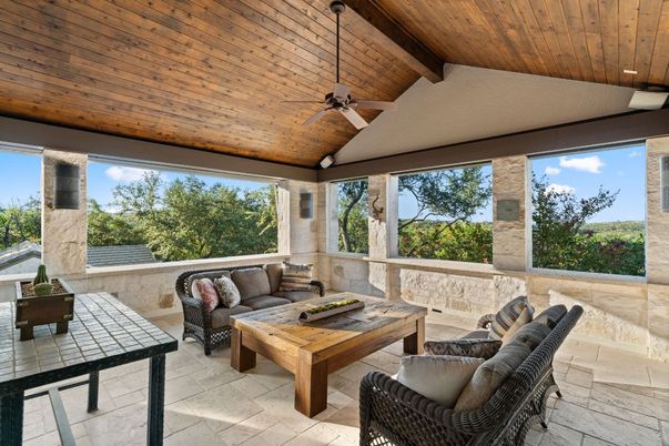 Exterior, Sun Room, Wooden Ceilings