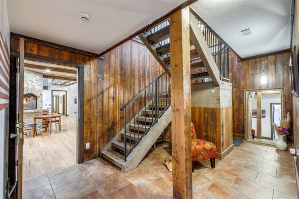 Interior, Wooden Walls