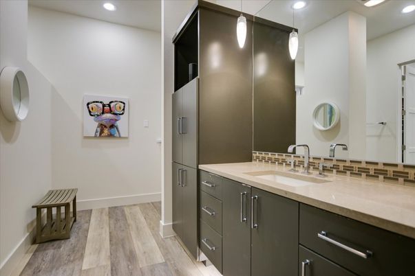 Bathroom, Interior, Pendant Lights, Recessed Lighting, Wood Texture Flooring