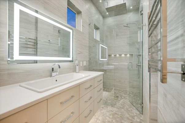 Bathroom, Glass Shower, Interior
