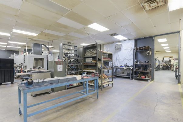 Fitness Equipment, Interior, Recessed Lighting